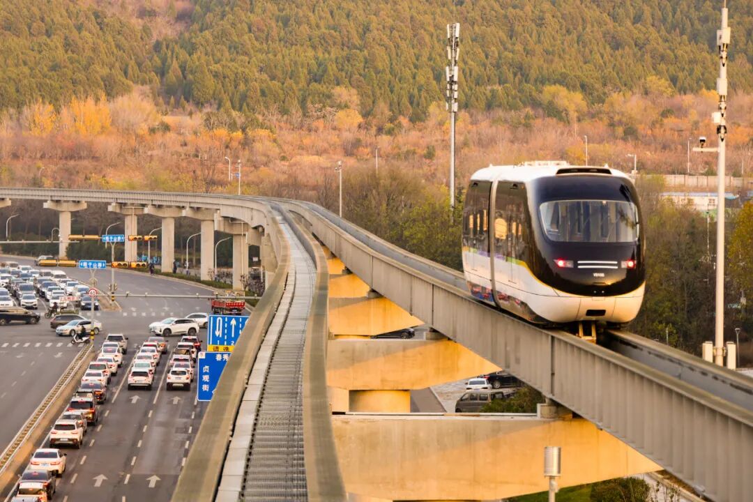 解锁城市出行新体验！济南云巴自我介绍来了