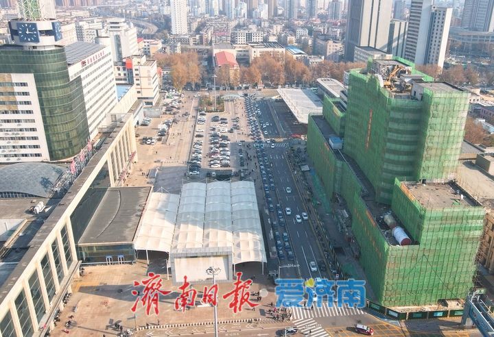 济南火车站南广场商业地标拆除全面启动