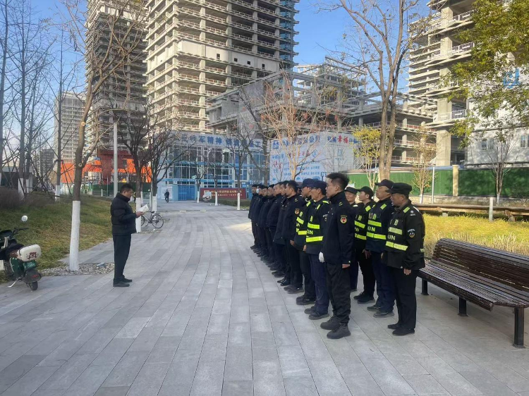 跟着网格员跑一天！直击巡查治理现场，纵观6个月济南CBD市容大变样