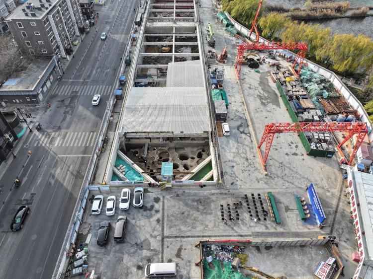 大明湖畔，触摸五千年未断的城脉